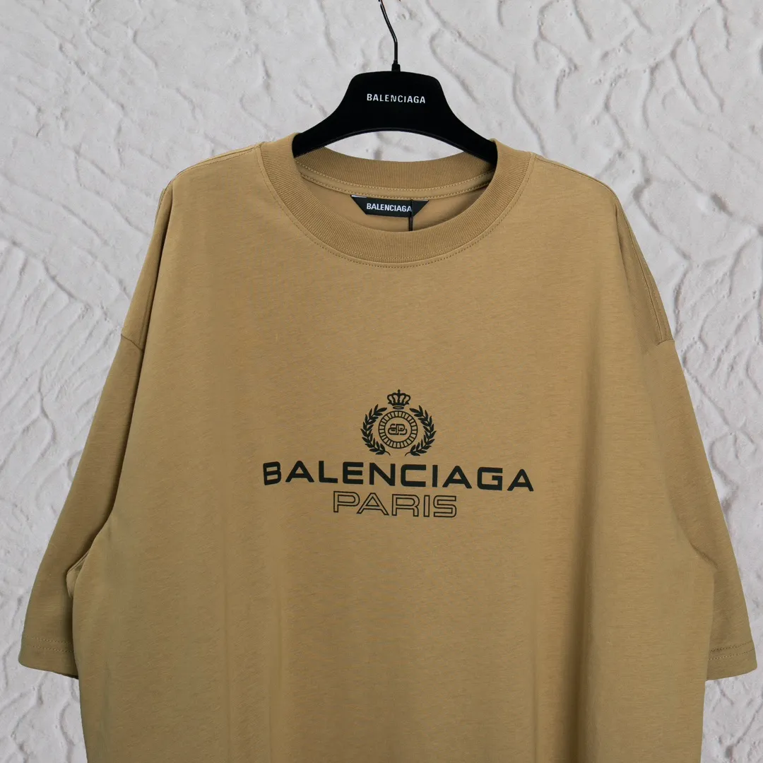 𝐁a𝐋en𝐂i𝐆a ：𝐁A𝐋EN𝐂IA𝐆A/ ； T ： 32 240 - # # 23ss Same Style ❗️❗️❗️ size：xs s m l